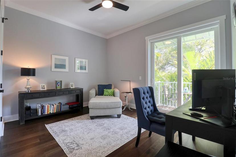 Picture of 825 Oak Bend Lane, Dunedin FL 34698