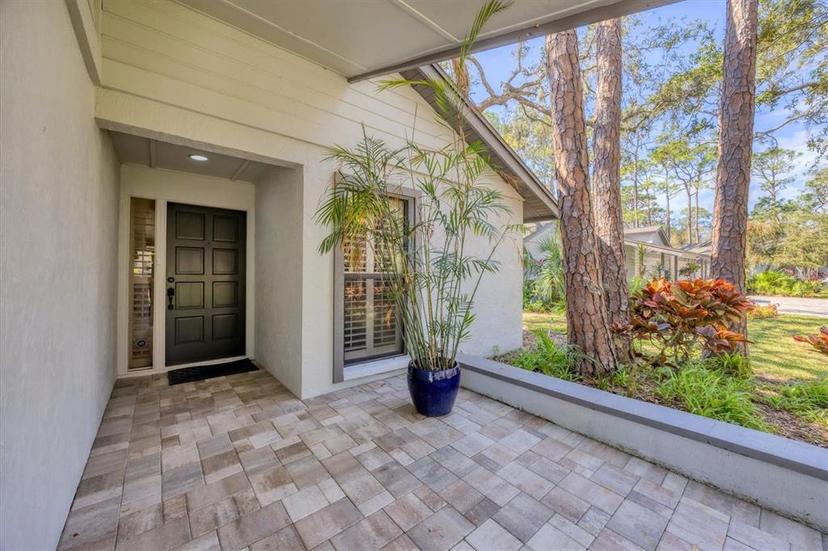 Picture of 4616 Oak Forest Drive E Unit 31, Sarasota FL 34231
