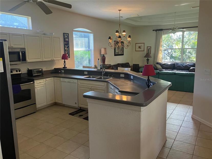 Picture of 102 Calle Del Paradiso Estate, Venice FL 34285