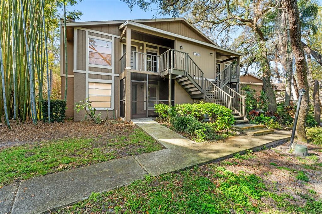Picture of 14211 Shadow Moss Lane Unit 101, Tampa, FL 33613