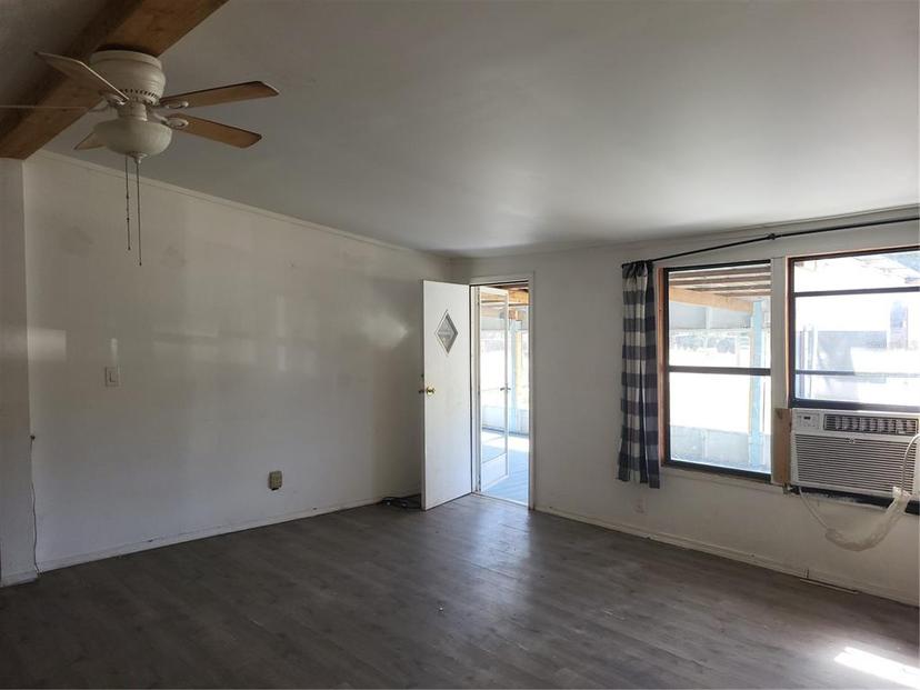 Picture of 27939 Veva Avenue, Paisley FL 32767