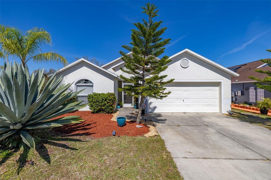Picture of 919 Lake Charles Drive, Davenport, FL 33837