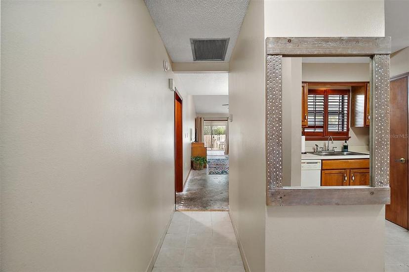 Picture of 18 Cove Lane, Eustis FL 32726