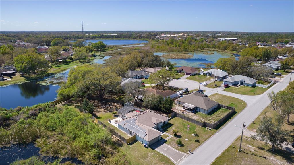Picture of 377 Ed Douglas Road, Groveland, FL 34736