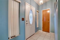 Picture of 8918 Country Square Drive, Seminole, FL 33777