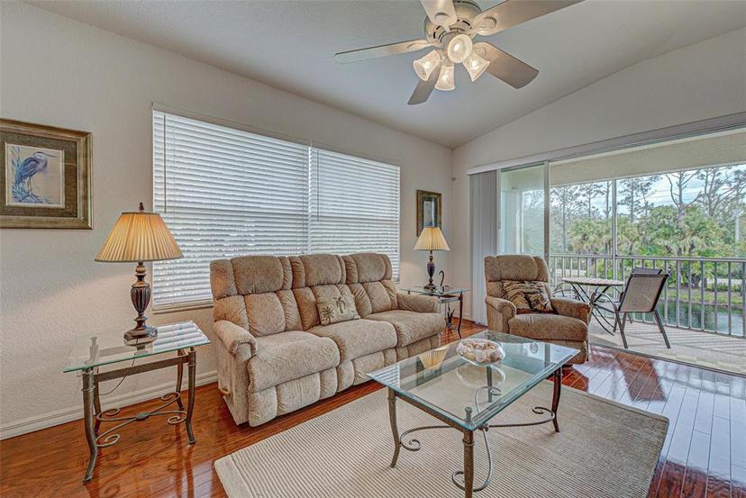 Picture of 403 Auburn Lakes Circle Unit 403, Venice FL 34292