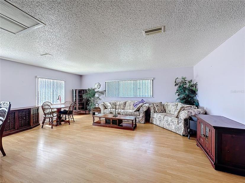 Picture of 2512 Virginia Drive, Kissimmee FL 34741