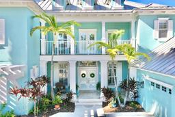 Picture of 615 Islebay Drive, Apollo Beach, FL 33572