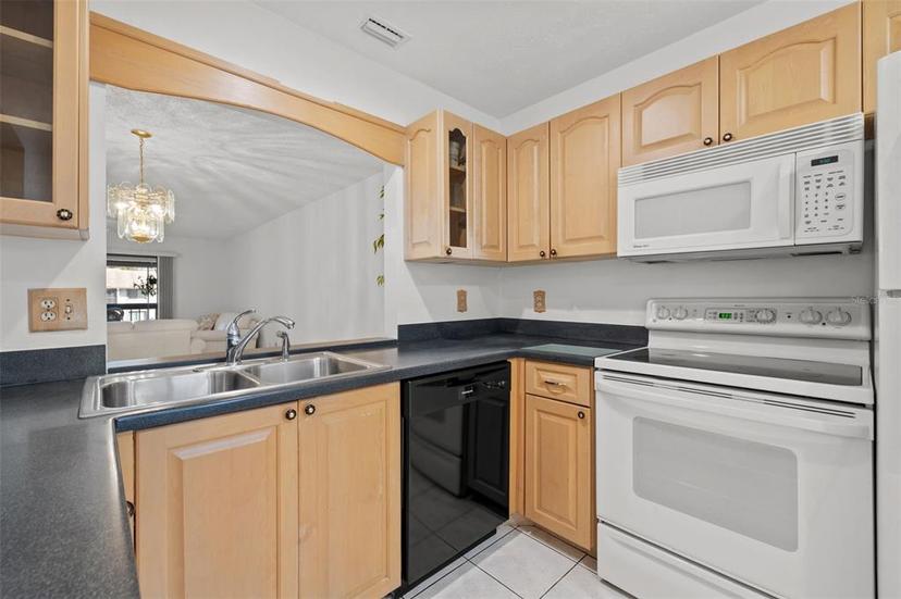 Picture of 725 83Rd Avenue N Unit 205, St Petersburg FL 33702