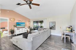 Picture of 2101 Lake Francis Drive, Apopka, FL 32712