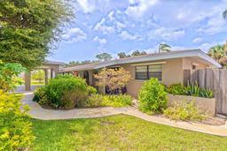 Picture of 1011 68Th Avenue W, Bradenton, FL 34207