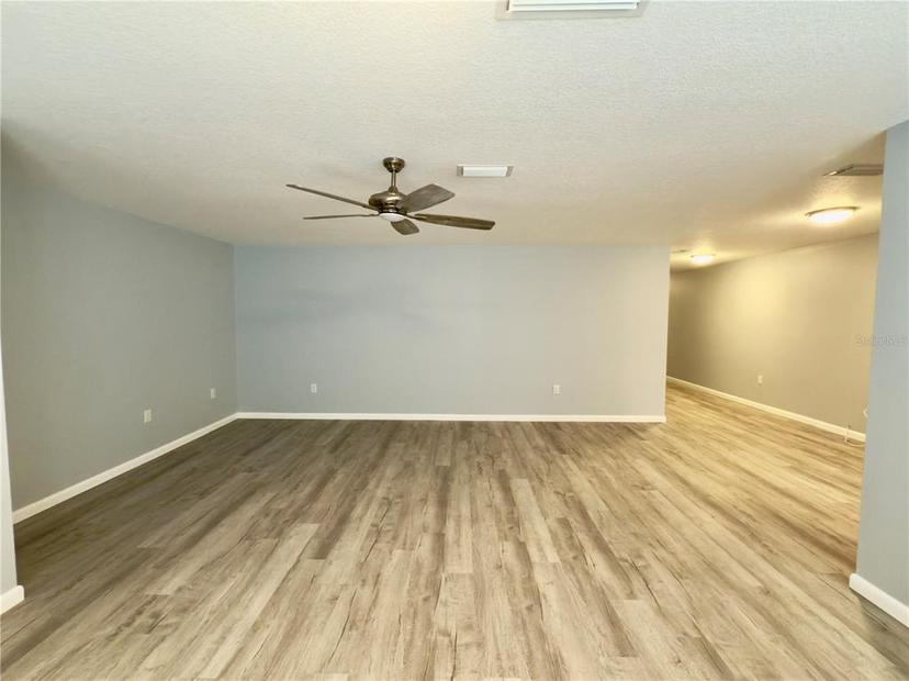 Picture of 5521 80Th Street North Unit 306, St Petersburg FL 33709
