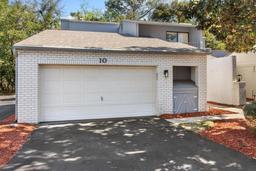 Picture of 10 Pinewood Gardens, Homosassa, FL 34446
