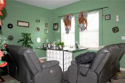 Picture of 318 Gladesdale Street, Haines City, FL 33844