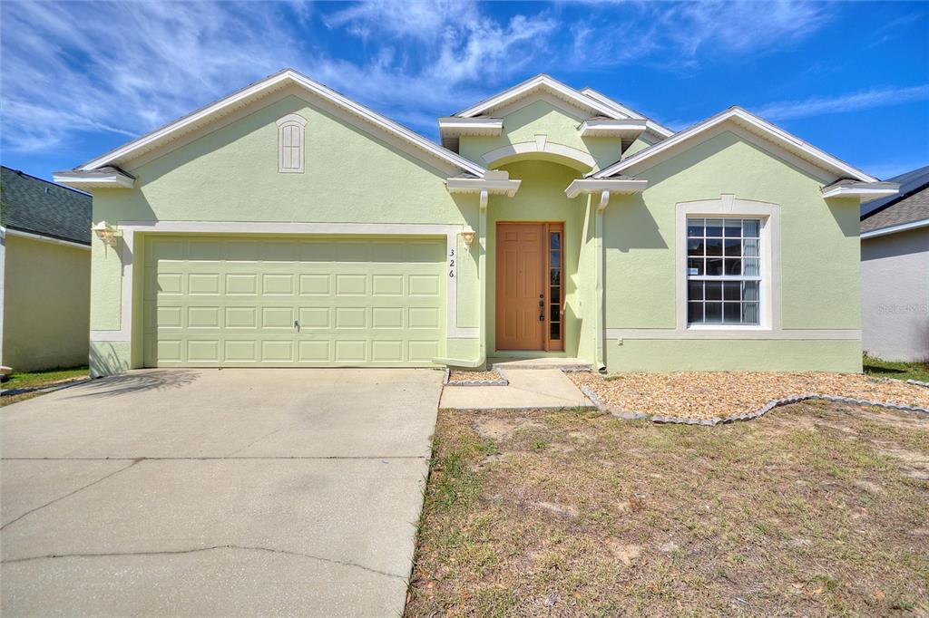 Picture of 326 Cotswold Circle, Davenport, FL 33837