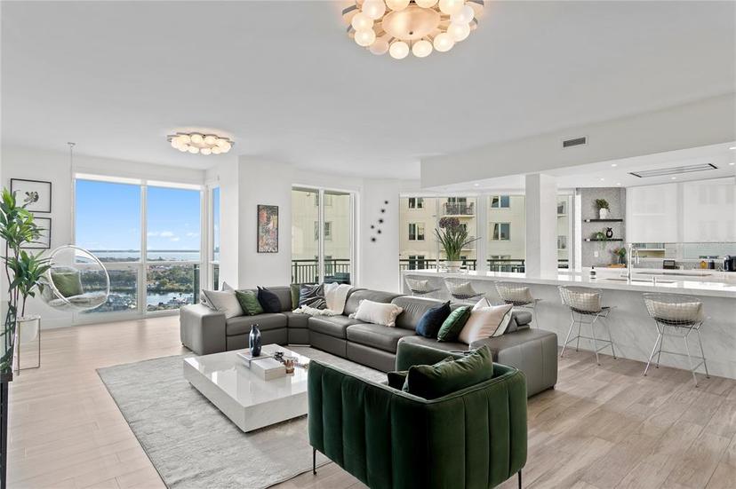 Picture of 450 Knights Run Avenue Unit 1805, Tampa FL 33602