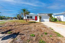 Picture of 479 80Th Way, St Pete Beach, FL 33706