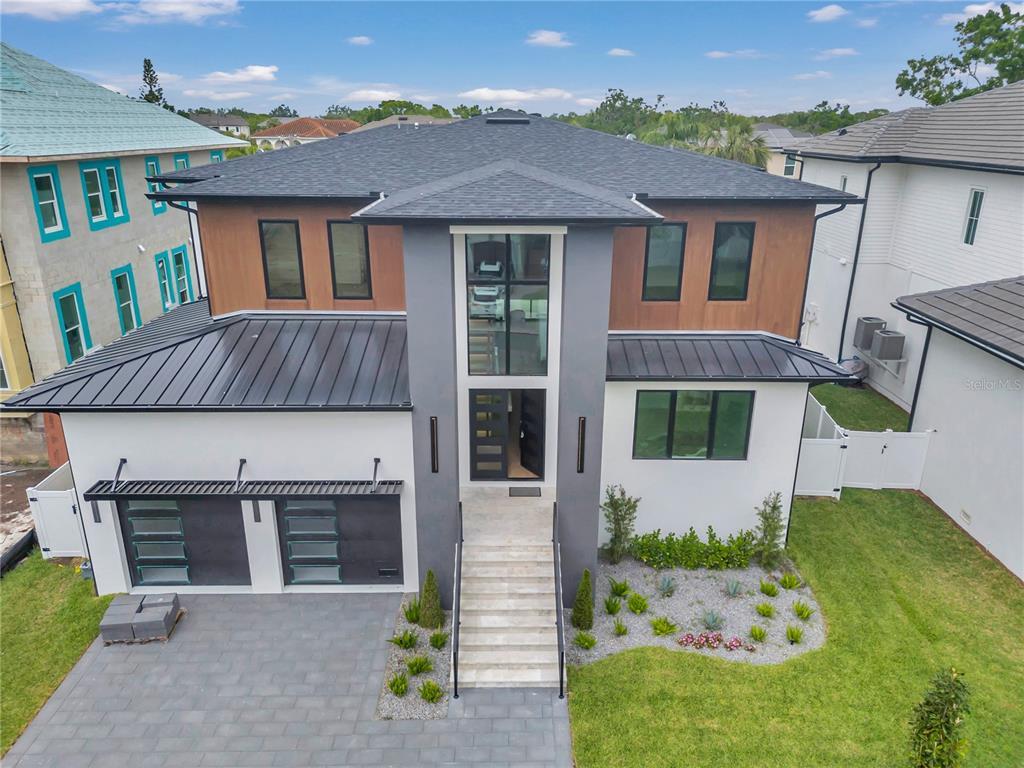 Picture of 5017 W Dickens Avenue, Tampa, FL 33629