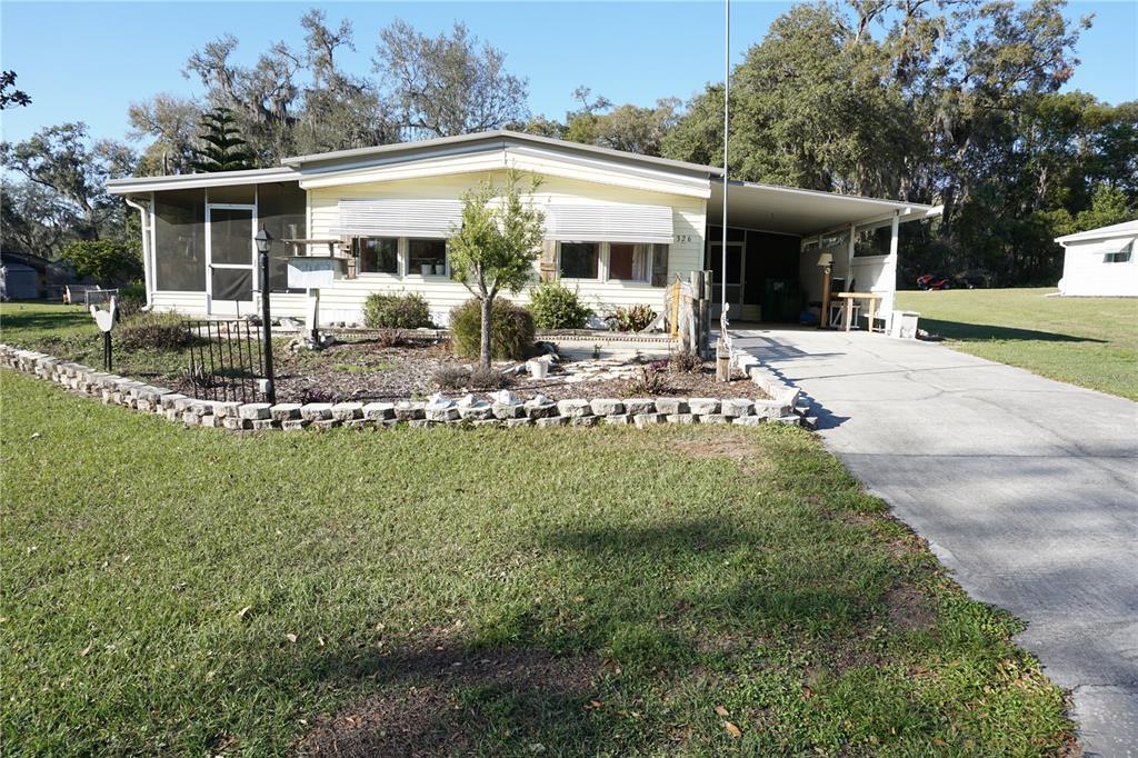 Picture of 326 Ivanhoe Circle, Lady Lake, FL 32159