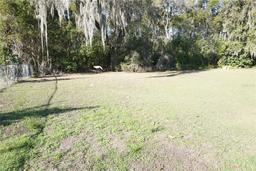Picture of 326 Ivanhoe Circle, Lady Lake, FL 32159