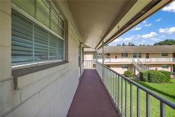 Picture of 1100 E Caroline Street Unit 218, Tavares, FL 32778