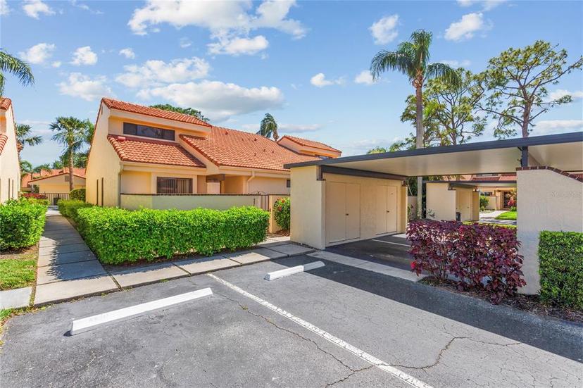 Picture of 5310 Huntingwood Court Unit 40, Sarasota FL 34235