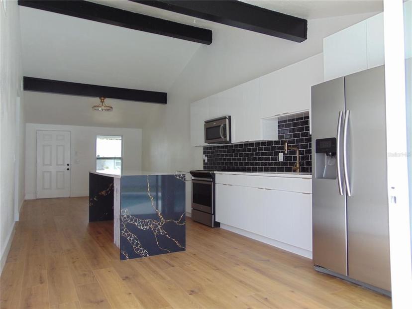 Picture of 16147 Sagebrush Road, Tampa FL 33618