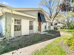 Picture of 6218 Greenleaf Lane Unit 6218, Temple Terrace, FL 33617
