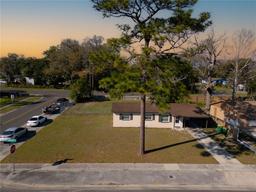 Picture of 925 Valleydale Avenue, Deland, FL 32720