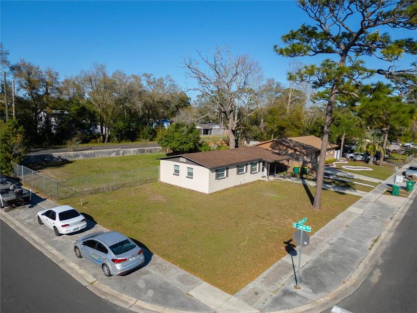 Picture of 925 Valleydale Avenue, Deland FL 32720