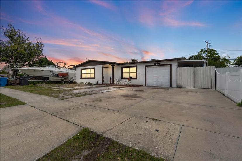 Picture of 5607 Larimer Drive, Tampa FL 33615