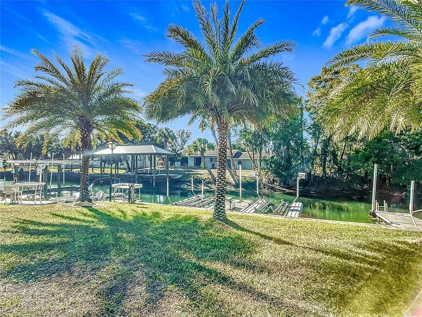 Picture of 65 Beach Lane Unit B, Crystal River FL 34429