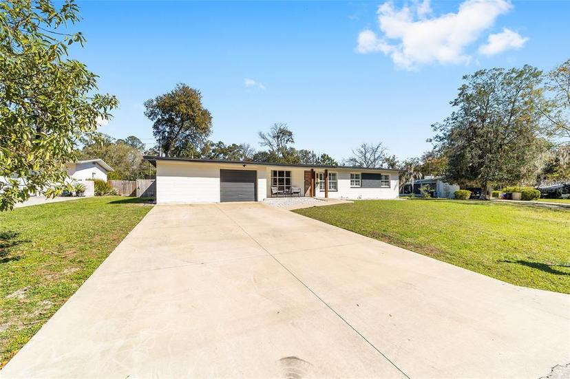 Picture of 1021 NW 40Th Drive, Gainesville FL 32605