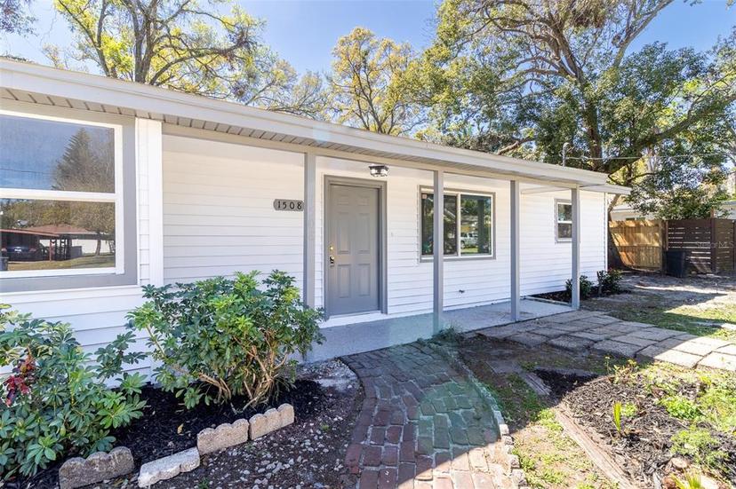Picture of 1508 W Le Compte Drive, Tampa FL 33604