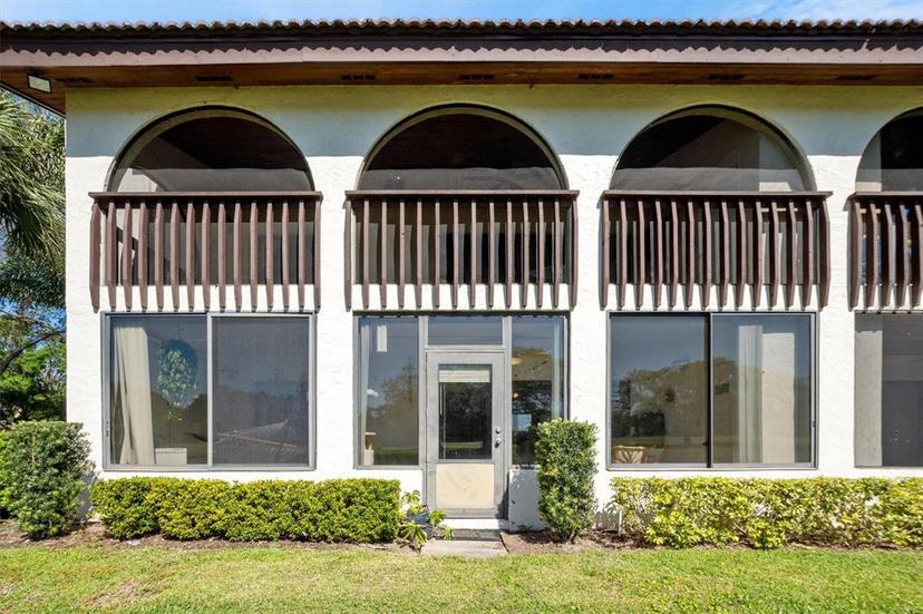 Picture of 1104 Country Club Drive Unit A-4, Lake Wales FL 33898