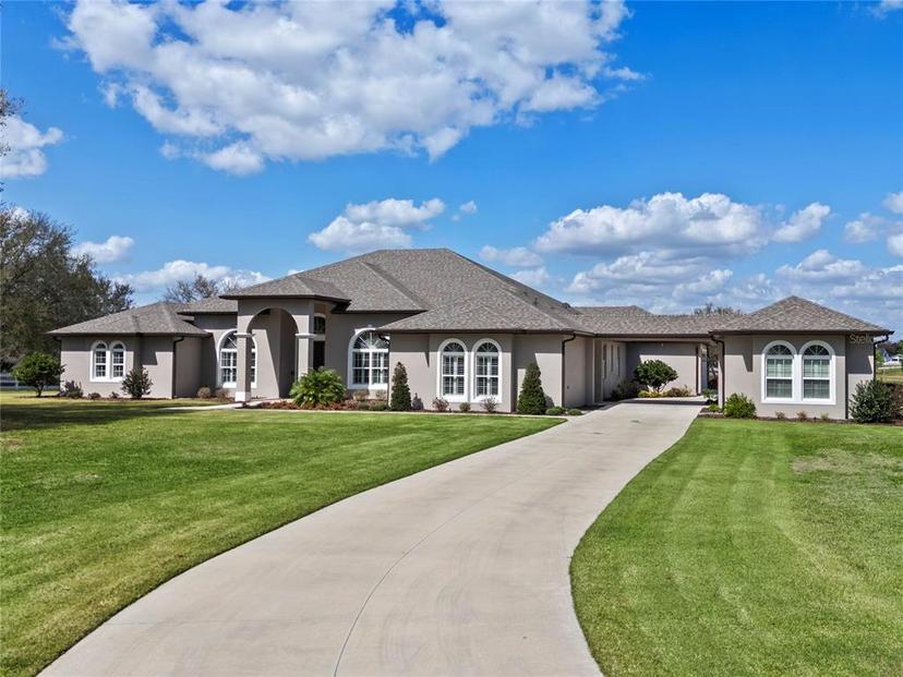 Picture of 15523 Trotting Horse Lane, Tavares FL 32778
