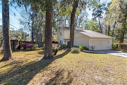 Picture of 3825 NW 57Th Terrace, Gainesville, FL 32606