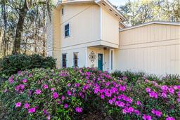 Picture of 3825 NW 57Th Terrace, Gainesville, FL 32606