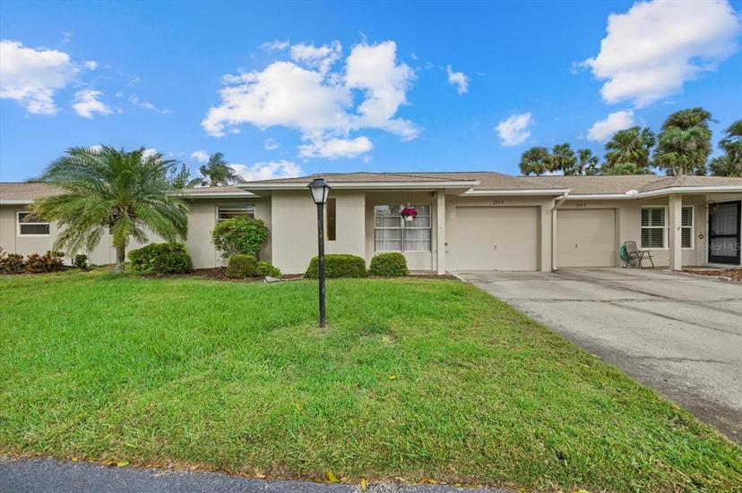 Picture of 2913 Captiva Gardens Drive Unit 2, Sarasota FL 34231