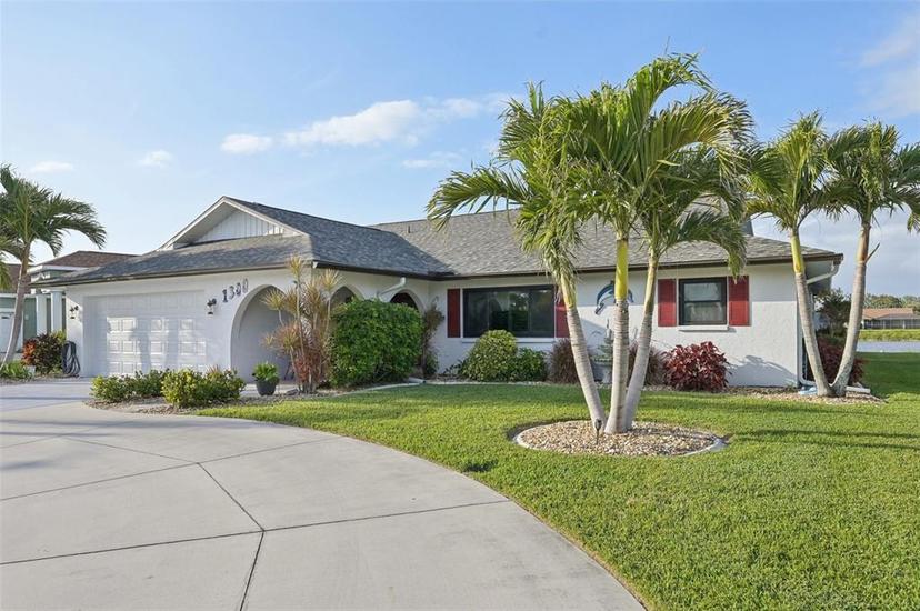 Picture of 1300 Lucaya Avenue, Venice FL 34285
