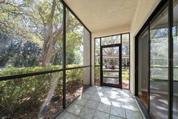 Picture of 700 Starkey Road Unit 1111, Largo, FL 33771