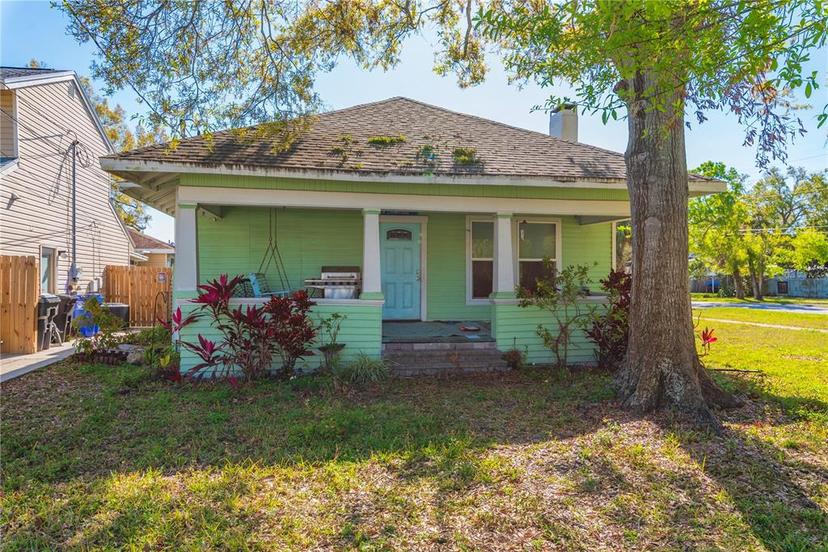 Picture of 313 Jefferson Avenue S, Oldsmar FL 34677