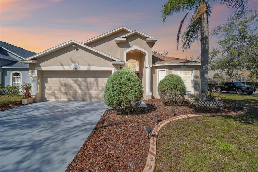 Picture of 8534 Carriage Pointe Drive, Gibsonton FL 33534