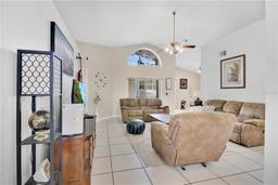 Picture of 102 Ethan Avenue, Davenport, FL 33897
