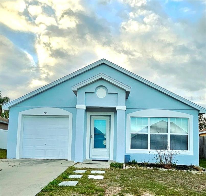 Picture of 743 Belvoir Drive, Davenport, FL 33837