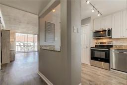 Picture of 10530 77Th Terrace Unit 224, Seminole, FL 33772
