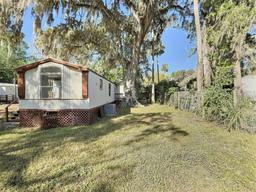 Picture of 2610 CR 426B Road, Lake Panasoffkee, FL 33538