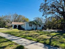Picture of 2343 Wilshire Drive, Dunedin, FL 34698