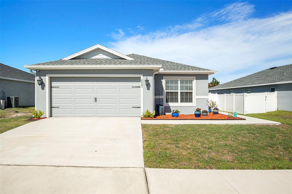 Picture of 6863 Hanworth Lane, Zephyrhills, FL 33541
