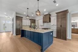 Picture of 1015 1/2 W Charter Street, Tampa, FL 33602